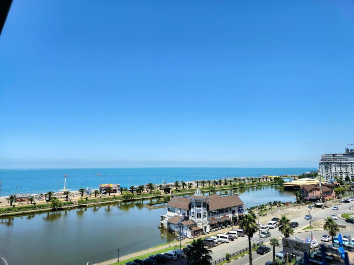 Hotel Orbi City Batumi Exterior photo