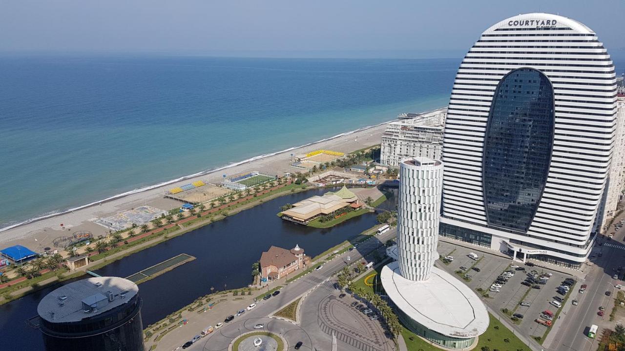 Hotel Orbi City Batumi Exterior photo