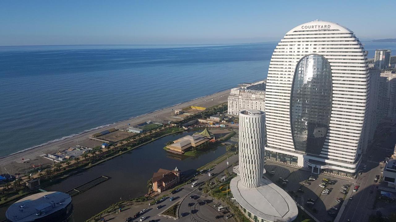 Hotel Orbi City Batumi Exterior photo