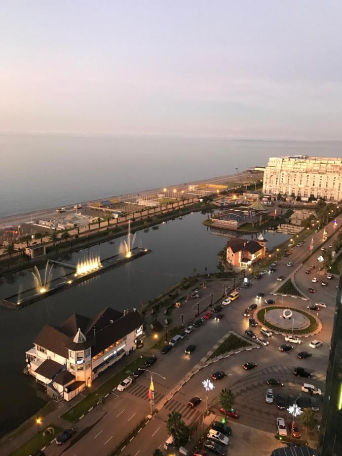 Hotel Orbi City Batumi Exterior photo